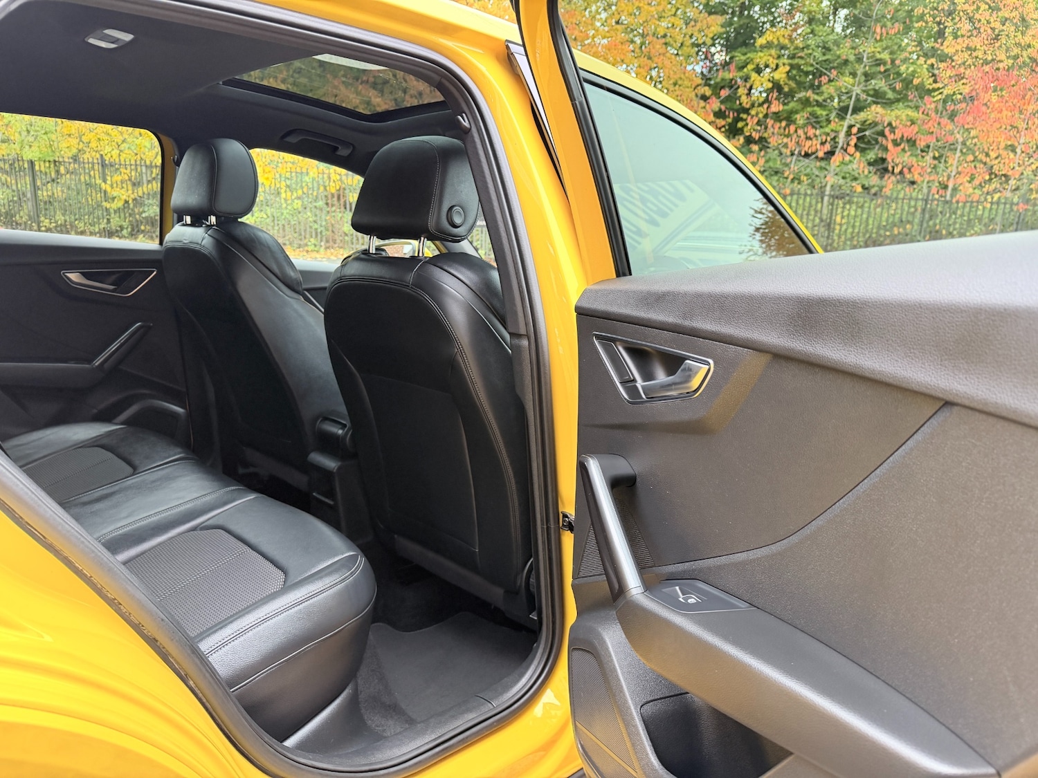 Used Audi Q2 2017 for sale - 76352957: Photo 25