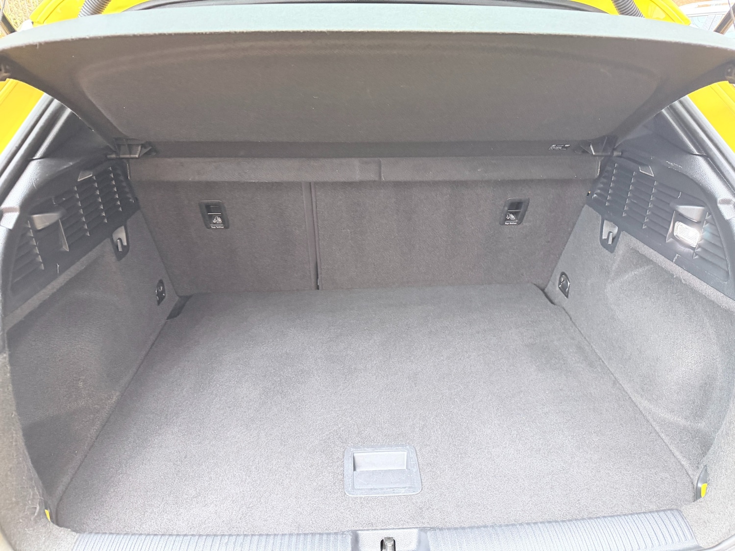 Used Audi Q2 2017 for sale - 76352957: Photo 31