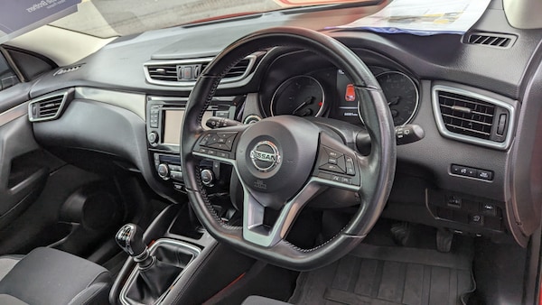 Used Nissan Qashqai 2017 for sale - 75500083: Photo 17