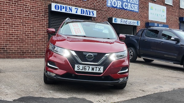 Used Nissan Qashqai 2017 for sale - 75500083: Photo 2