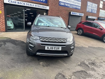 Used Land Rover Discovery Sport 2018 for sale - 77932323: Photo