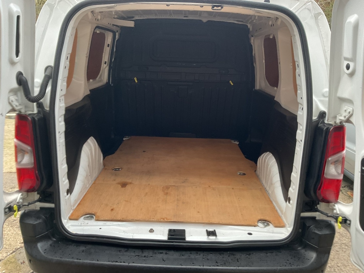 Used Peugeot Partner 2021 for sale - 77311006: Photo 4