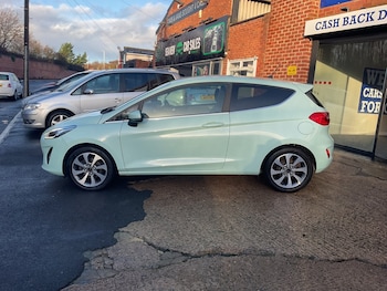 Used Ford Fiesta 2017 for sale - 76734299: Photo