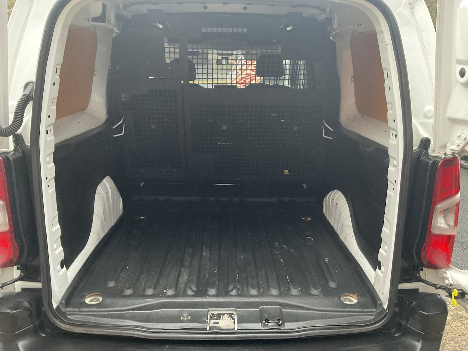 Used Peugeot Partner 2021 for sale - 77298578: Photo 11