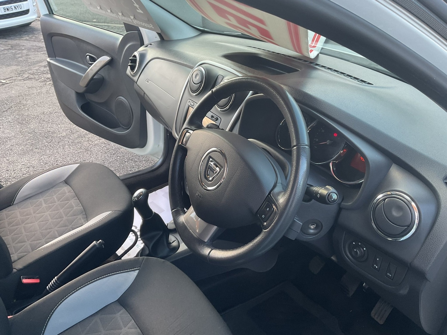 Used Dacia Sandero Stepway 2016 for sale - 76777108: Photo 8