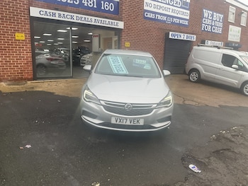 2017 (17) - 1.6 CDTi 16V 136 Tech Line 5dr