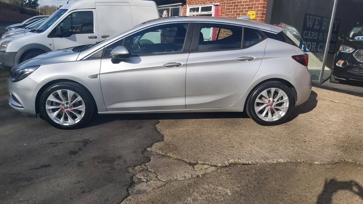 Used Vauxhall Astra 2017 for sale - 77340087: Photo 4