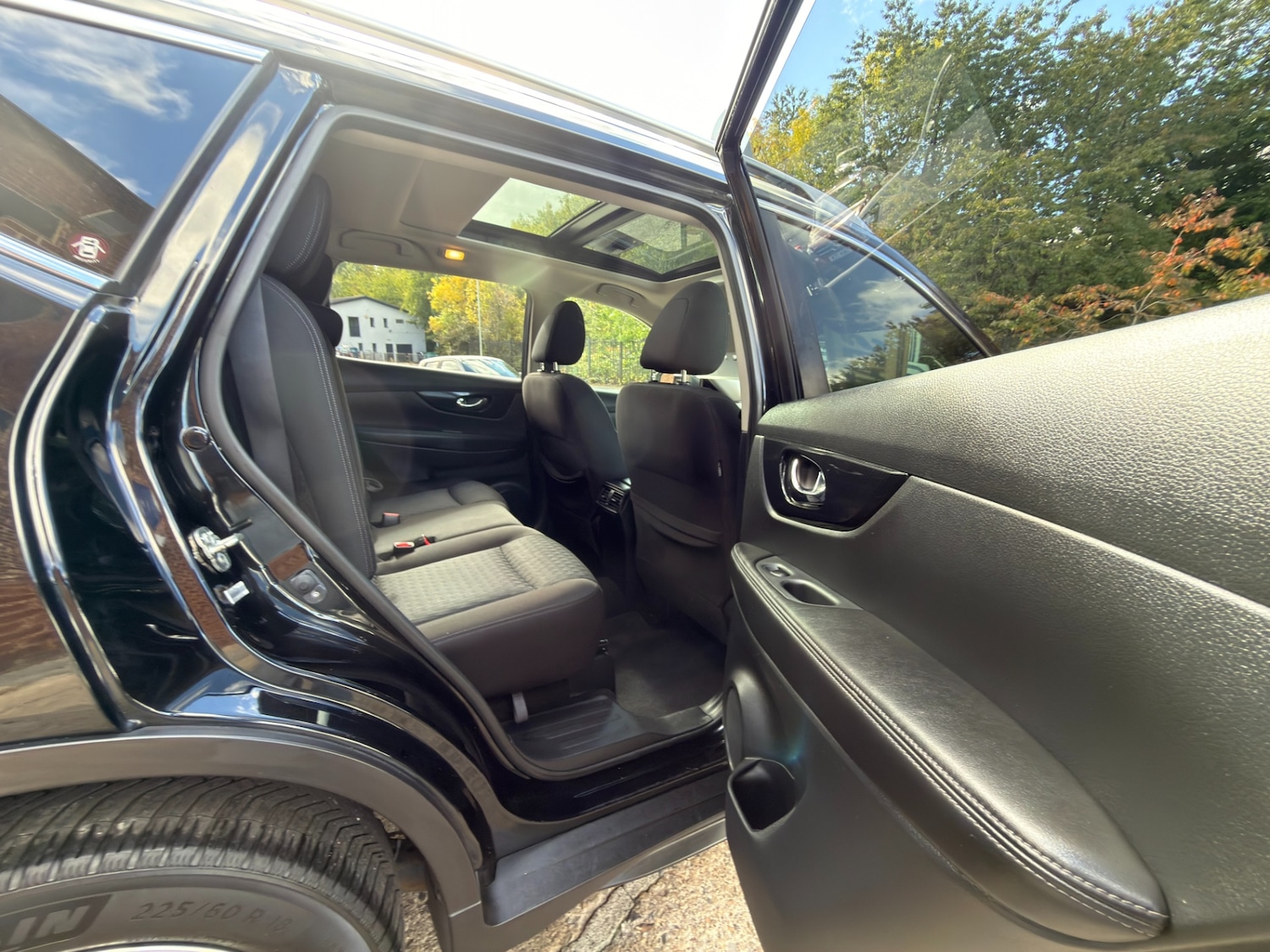 Used Nissan X-Trail 2019 for sale - 76076088: Photo 33