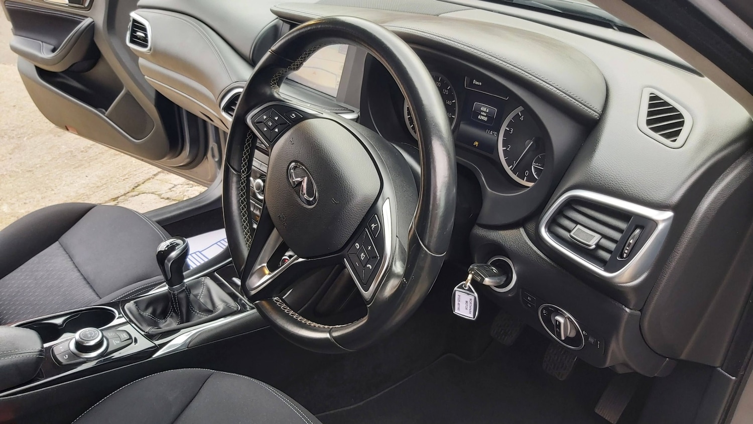 Used Infiniti Q30 2017 for sale - 78014623: Photo 16