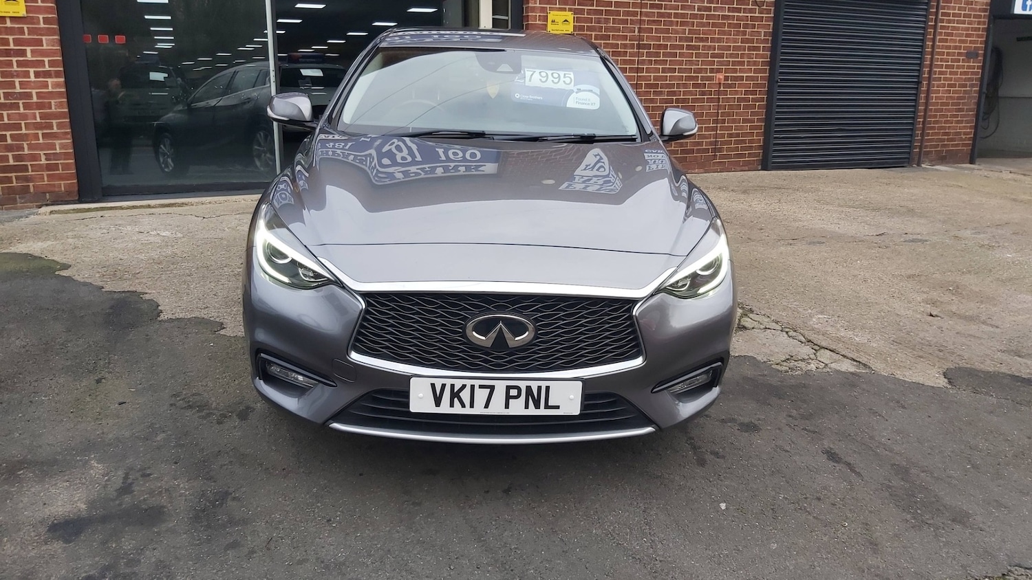 Used Infiniti Q30 2017 for sale - 78014623: Photo 2