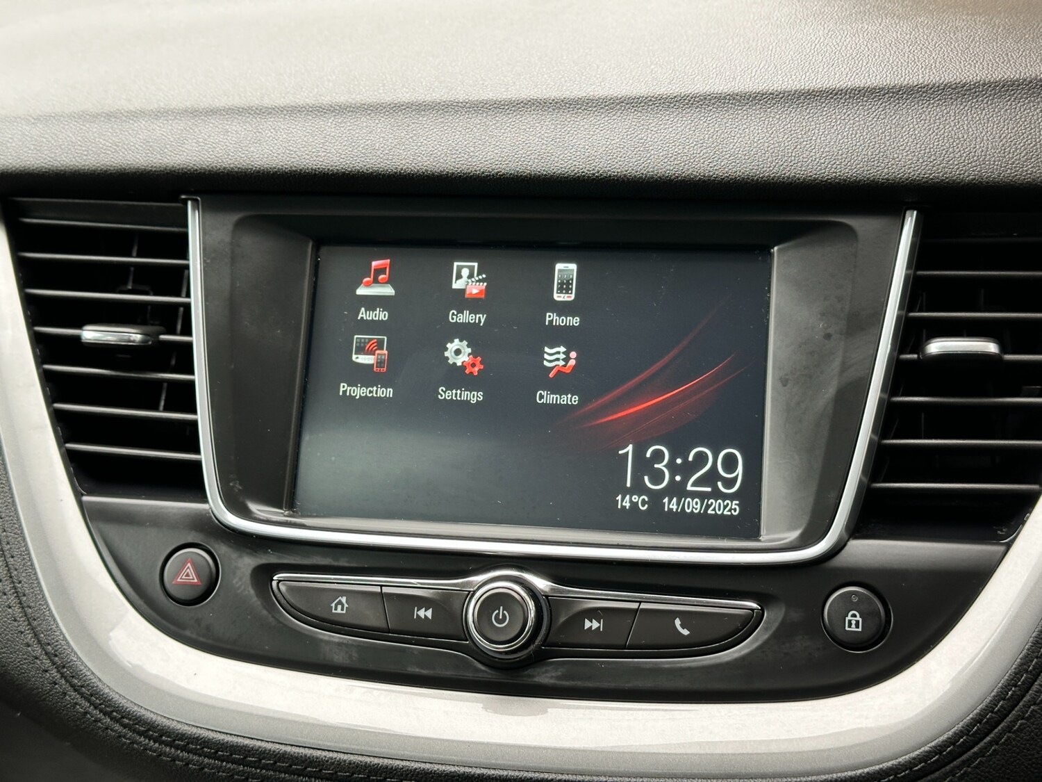 Used Vauxhall Grandland X 2018 for sale - 75903669: Photo 18