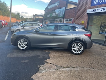 Used Infiniti Q30 2017 for sale - 75955768: Photo