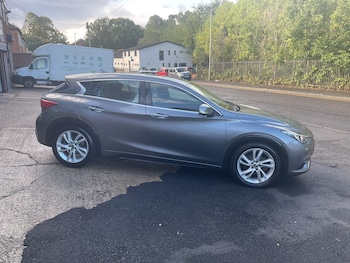 Used Infiniti Q30 2017 for sale - 75955768: Photo