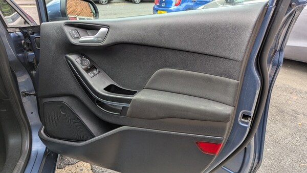 Used Ford Fiesta 2018 for sale - 74716045: Photo 24