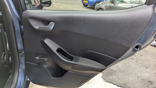 Used Ford Fiesta 2018 for sale - 74716045: Photo 32