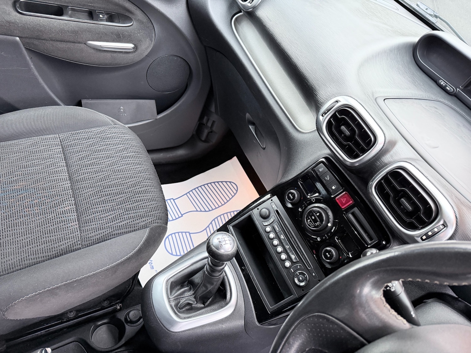 Used Citroen C3 Picasso 2015 for sale - 76627199: Photo 15