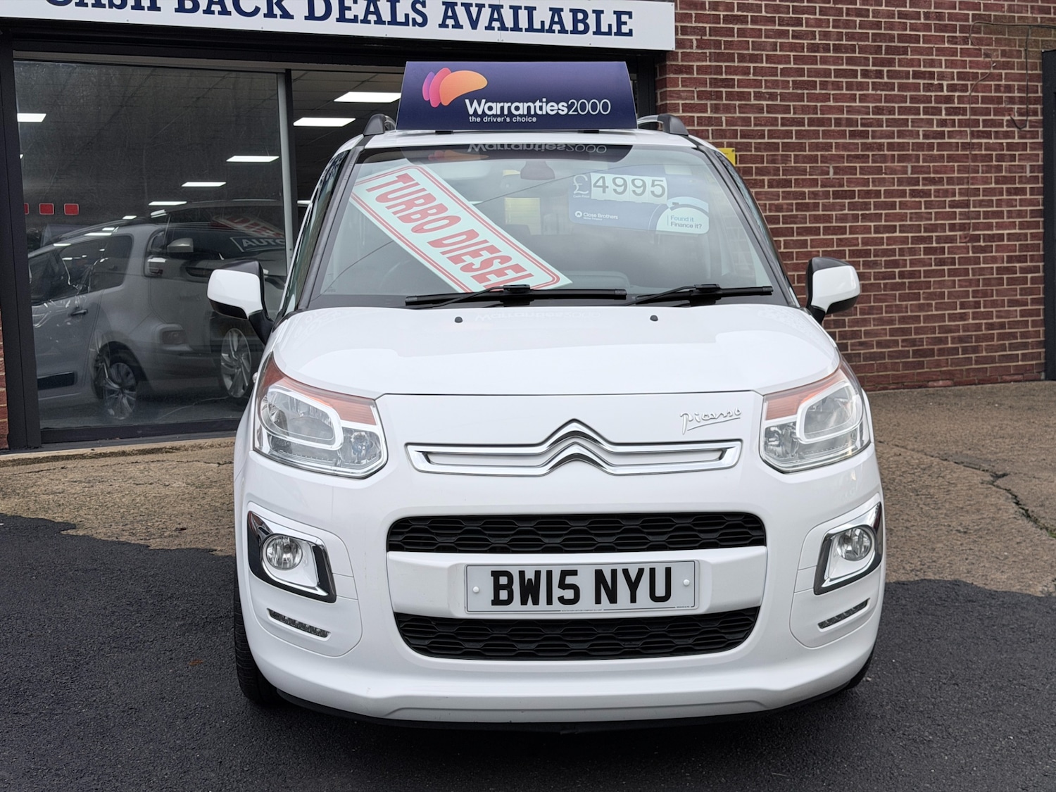 Used Citroen C3 Picasso 2015 for sale - 76627199: Photo 2