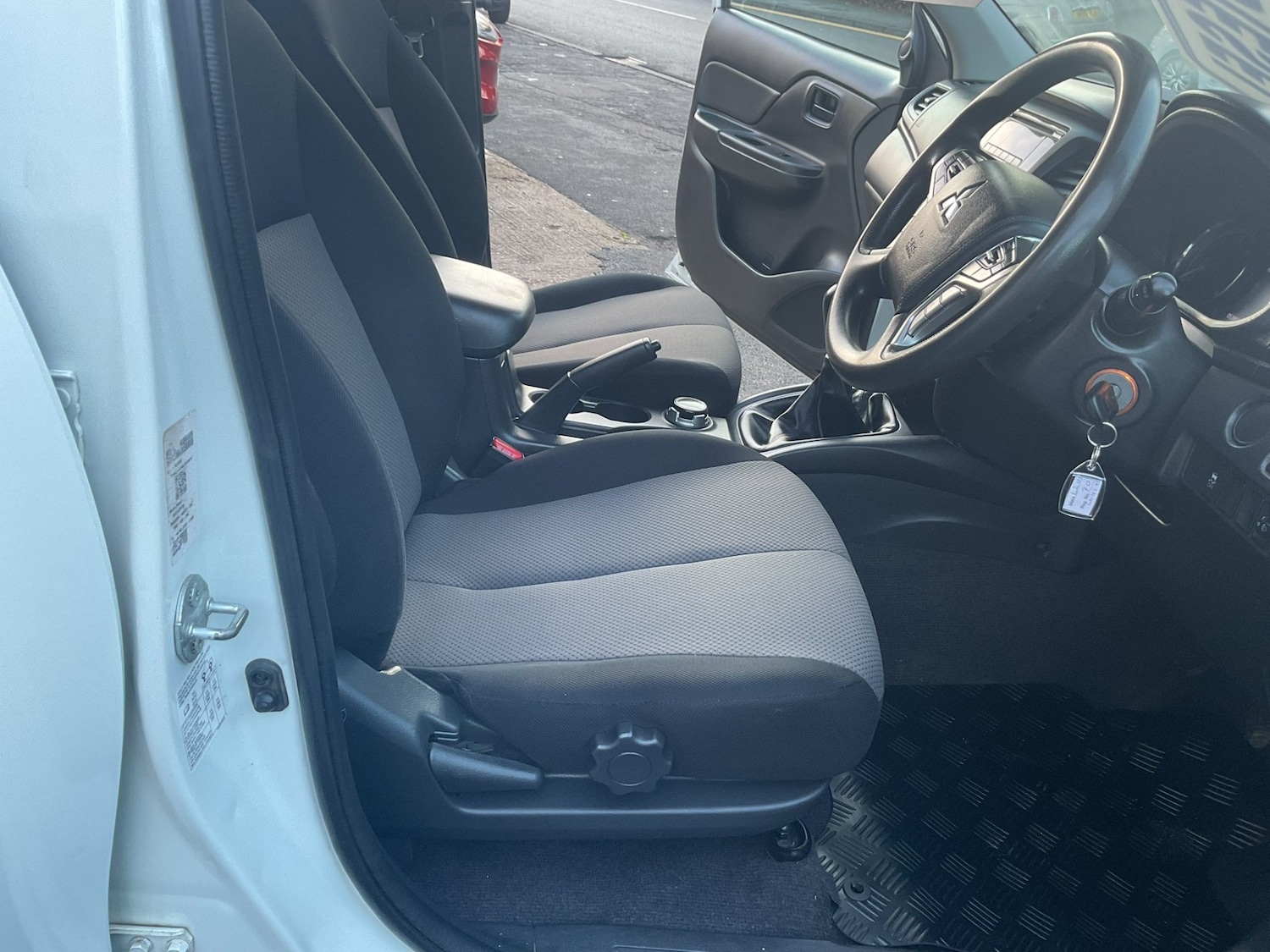 Used Mitsubishi L200 2020 for sale - 76958218: Photo 7