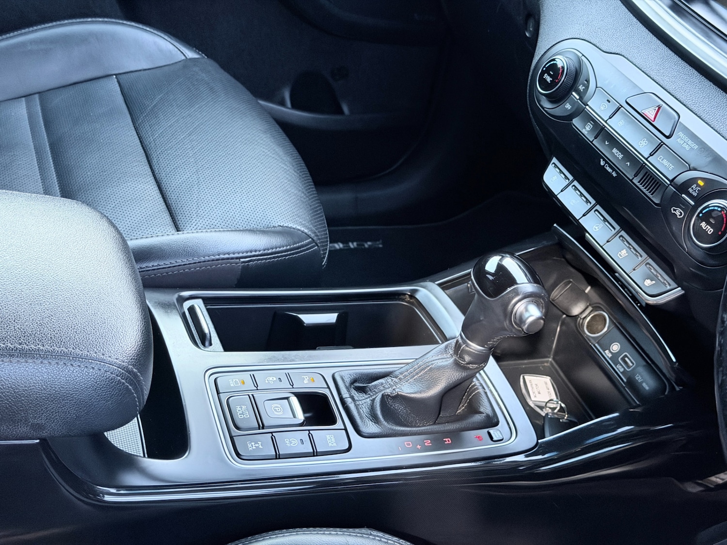 Used Kia Sorento 2016 for sale - 77365161: Photo 20