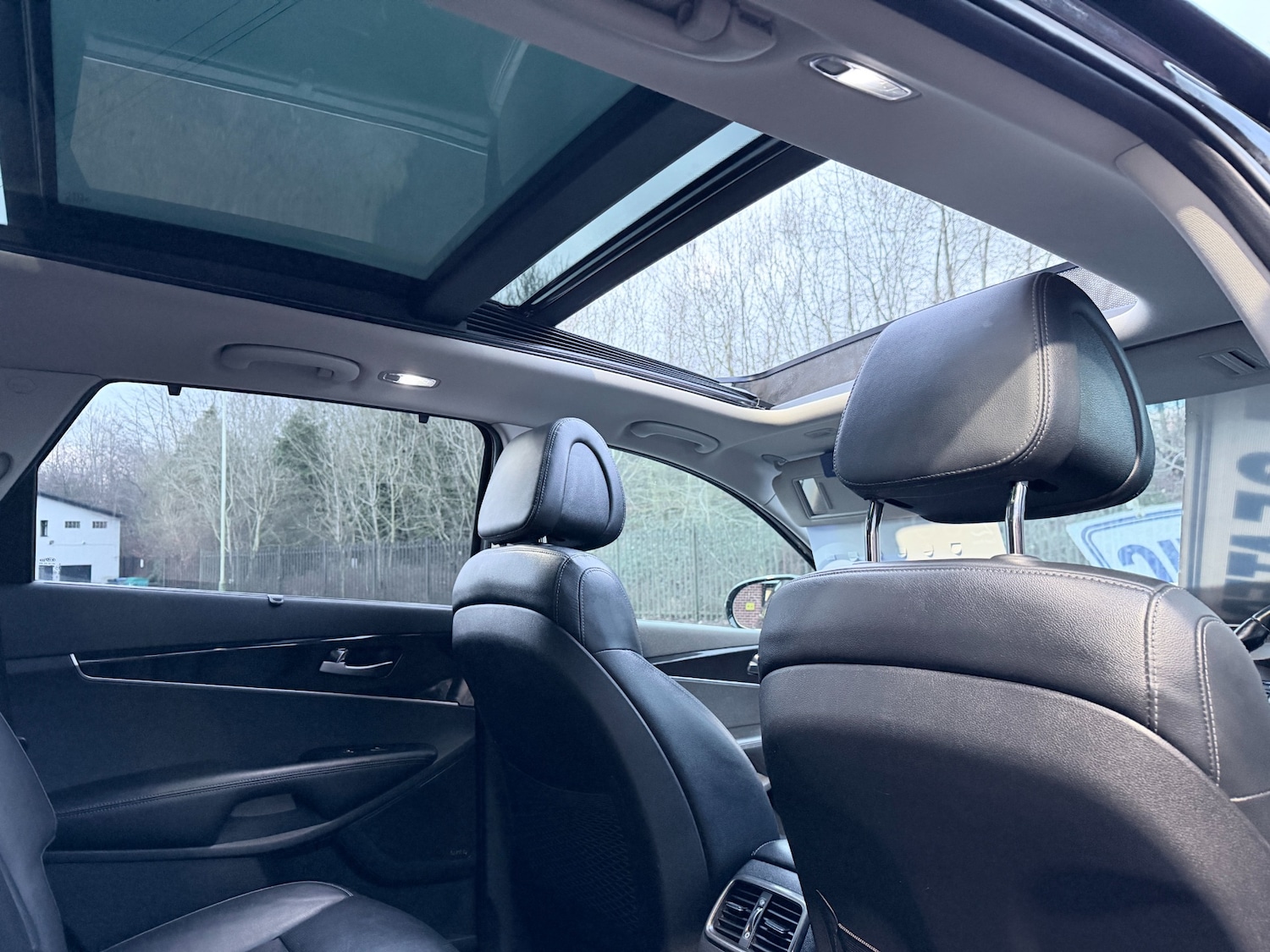 Used Kia Sorento 2016 for sale - 77365161: Photo 43