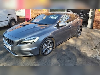 Used Volvo V40 2017 for sale - 78356635: Photo