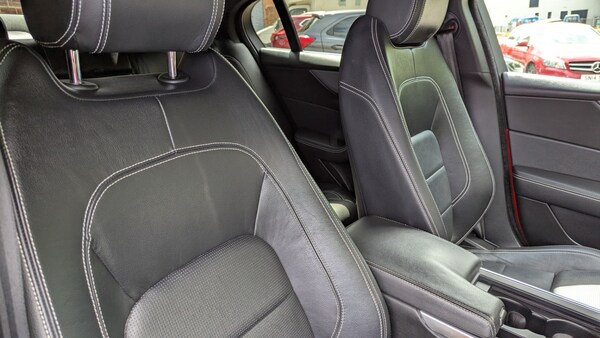Used Jaguar XE 2019 for sale - 71440702: Photo 13