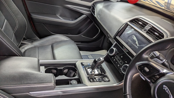 Used Jaguar XE 2019 for sale - 71440702: Photo 17