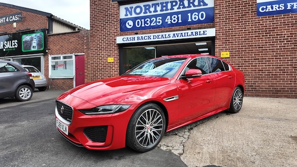 Used Jaguar XE 2019 for sale - 71440702: Photo 4