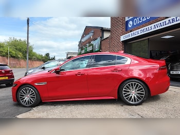 Used Jaguar XE 2019 for sale - 71440702: Photo