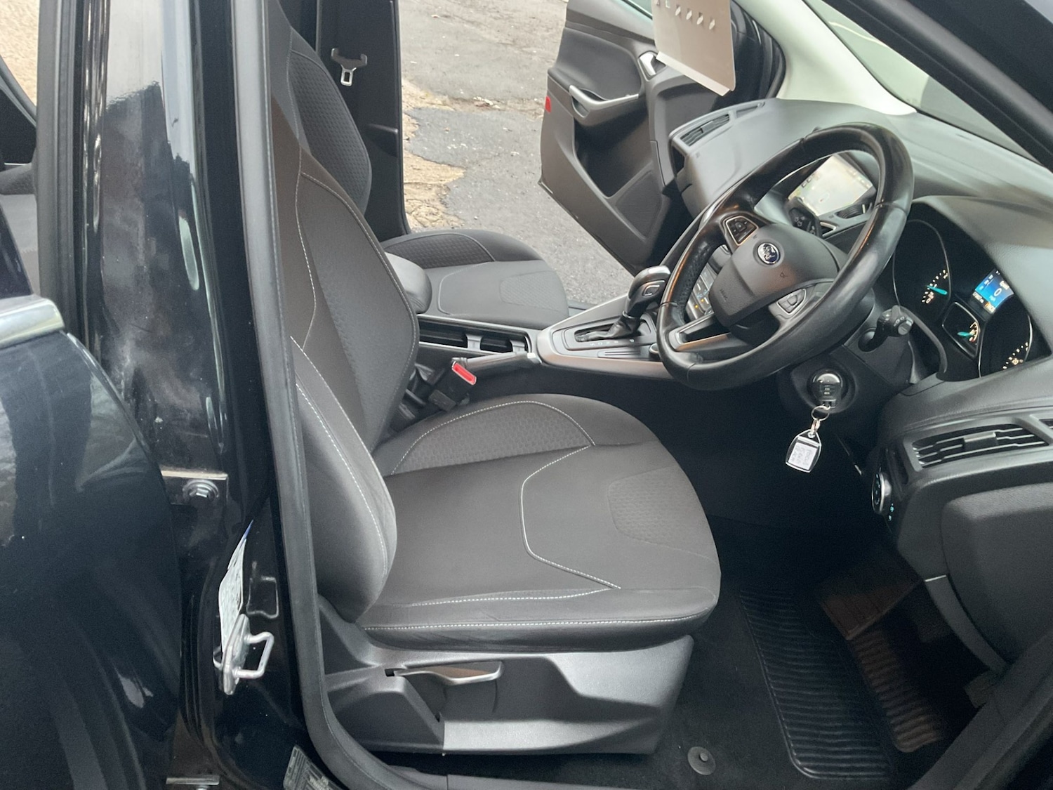 Used Ford Focus 2015 for sale - 77601866: Photo 7