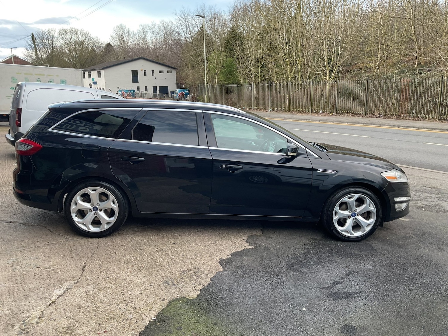 Used Ford Mondeo 2013 for sale - 77896163: Photo 3