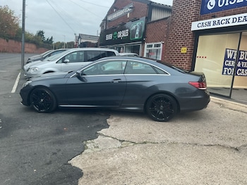 Used Mercedes-Benz E Class 2014 for sale - 76265390: Photo 2