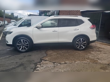 Used Nissan X-Trail 2017 for sale - 78476909: Photo