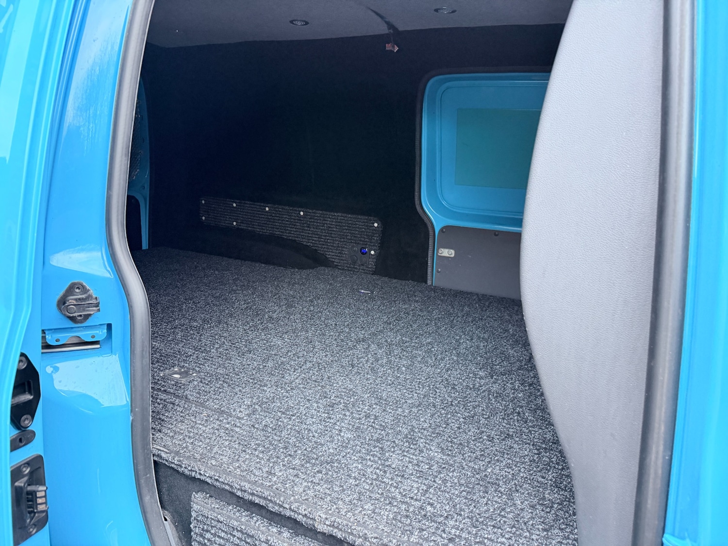 Used Volkswagen Caddy Maxi 2013 for sale - 76568689: Photo 22