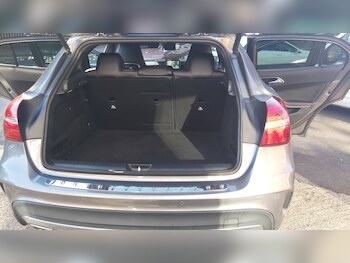 Used Mercedes-Benz GLA 2017 for sale - 78424214: Photo