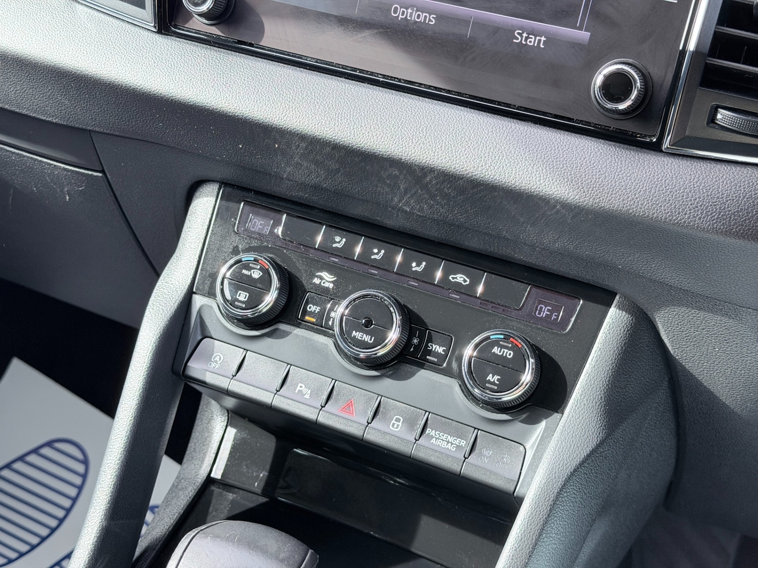 Used Skoda Karoq 2020 for sale - 76127693: Photo 17