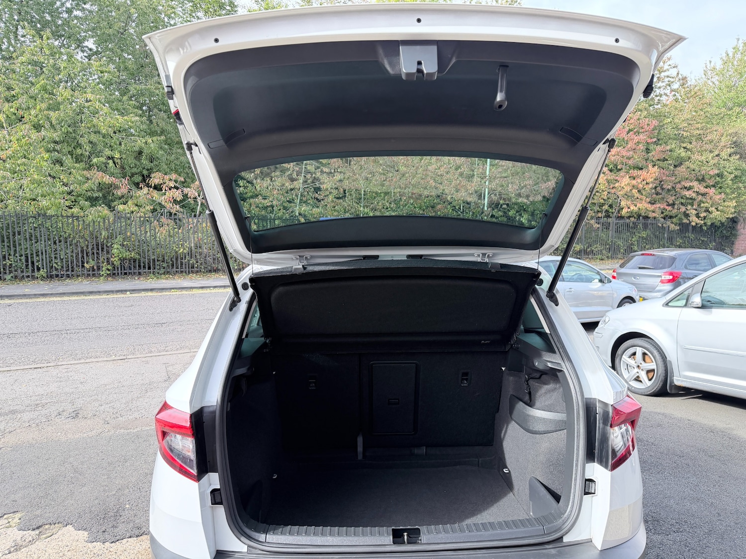 Used Skoda Karoq 2020 for sale - 76127693: Photo 33