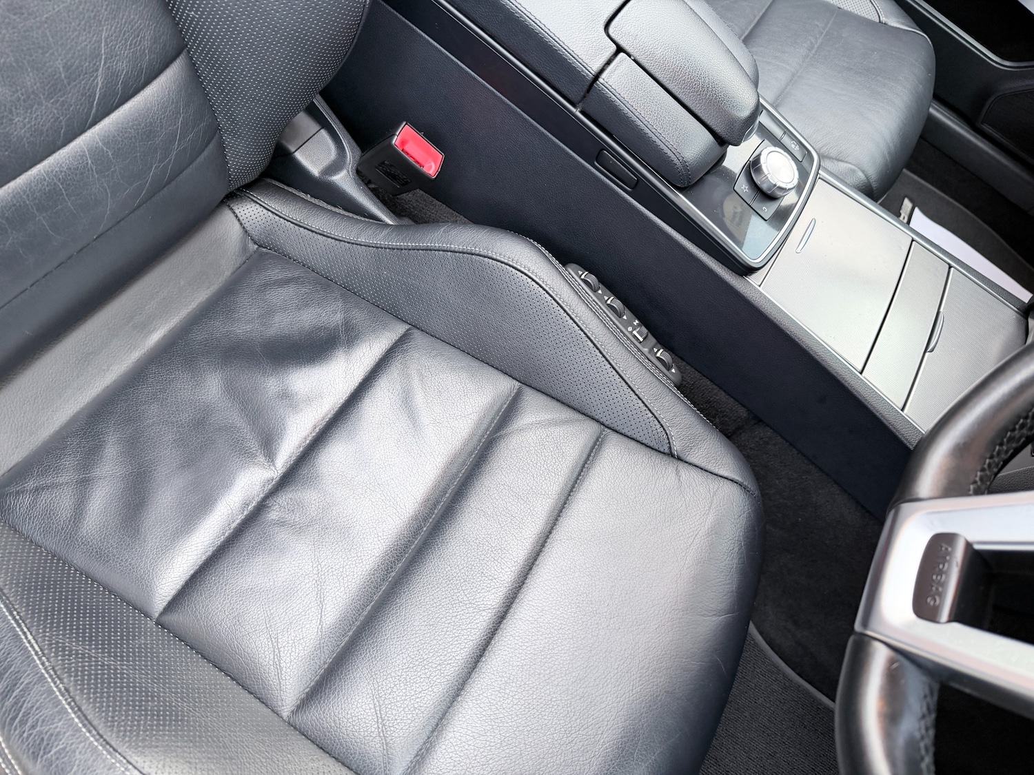 Used Mercedes-Benz E Class 2015 for sale - 76464007: Photo 36