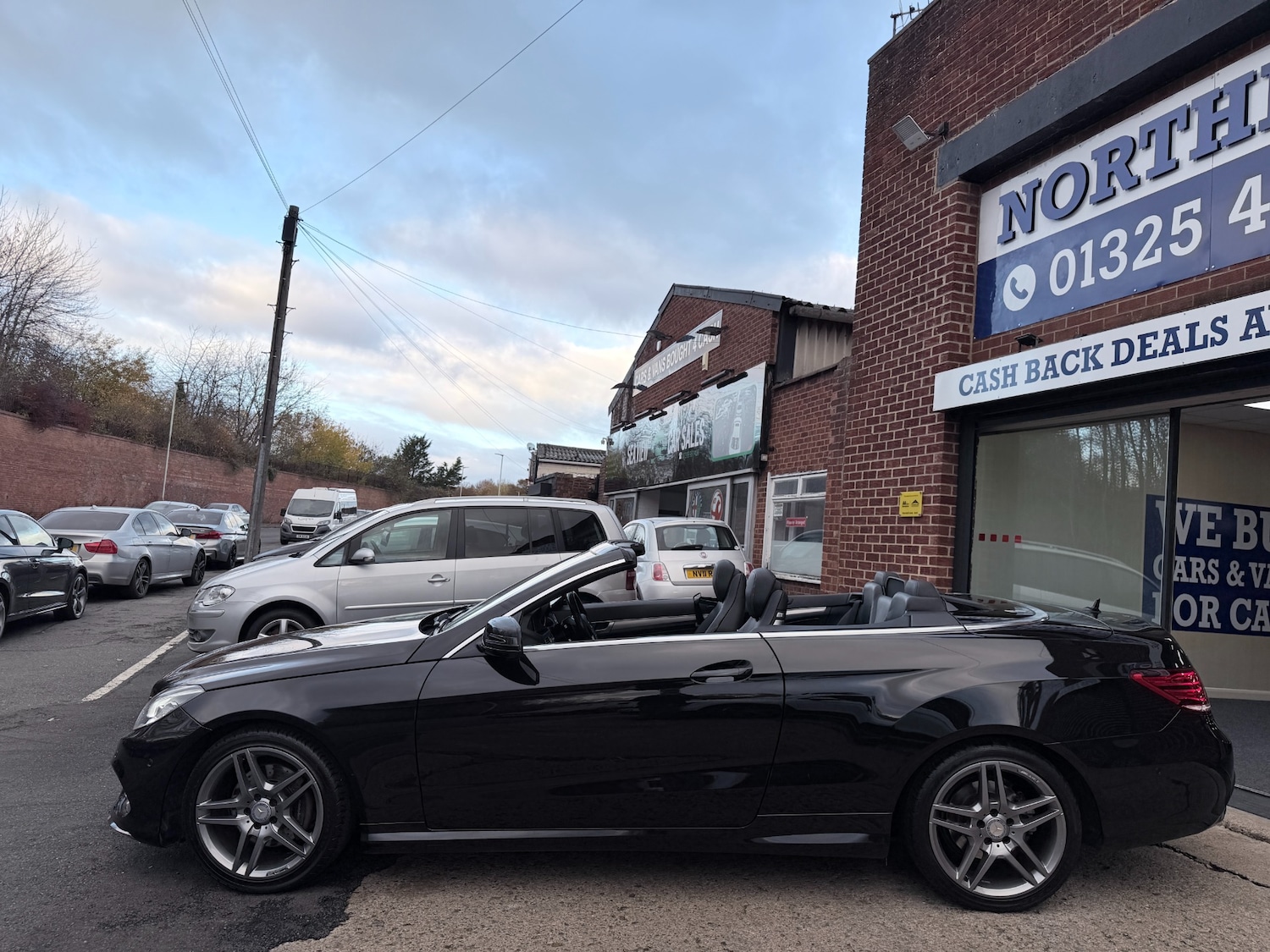 Used Mercedes-Benz E Class 2015 for sale - 76464007: Photo 4