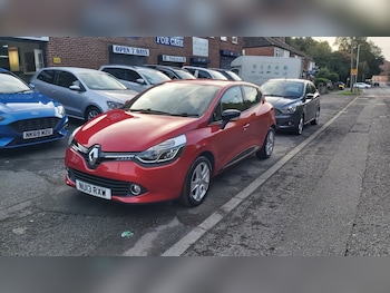 Renault - Clio