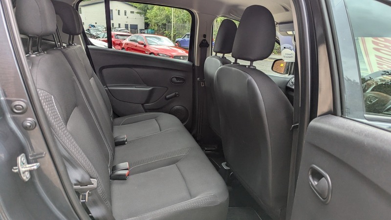 Used Dacia Sandero Stepway 2019 for sale - 77296568: Photo 16