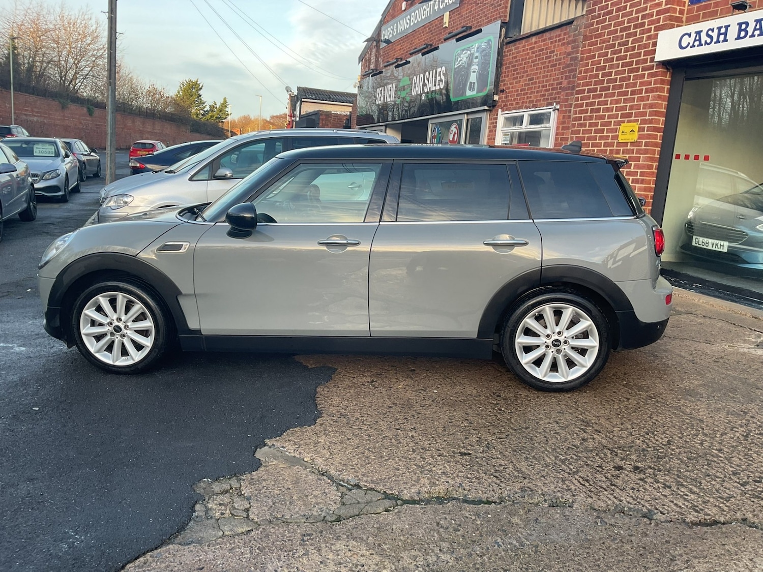 Used MINI Clubman 2018 for sale - 76919917: Photo 2