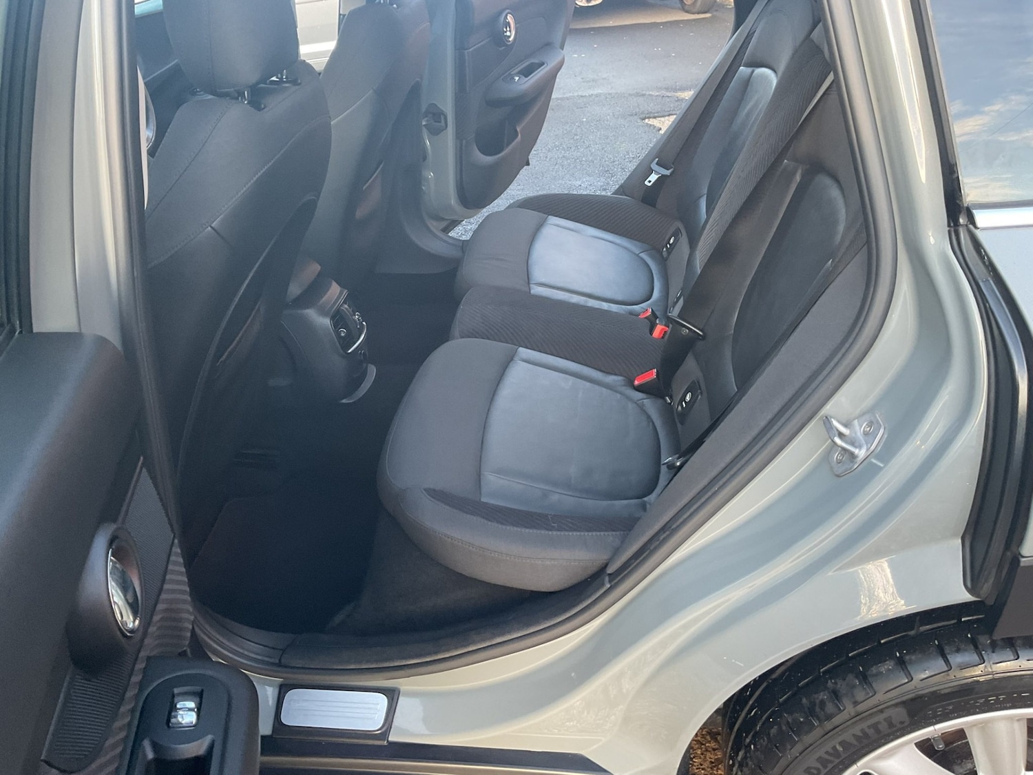 Used MINI Clubman 2018 for sale - 76919917: Photo 9