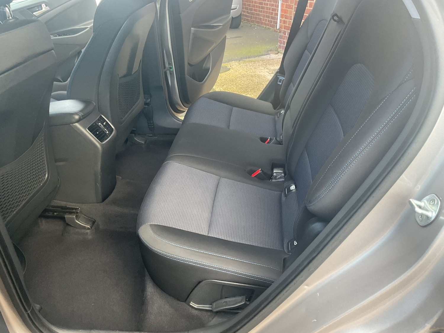 Used Hyundai TUCSON 2018 for sale - 77106241: Photo 9