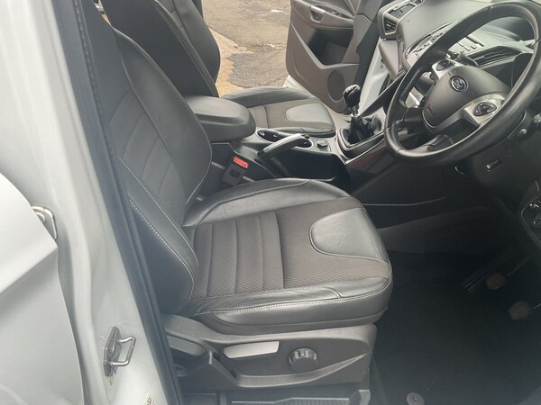 Used Ford Kuga 2015 for sale - 76299459: Photo 6