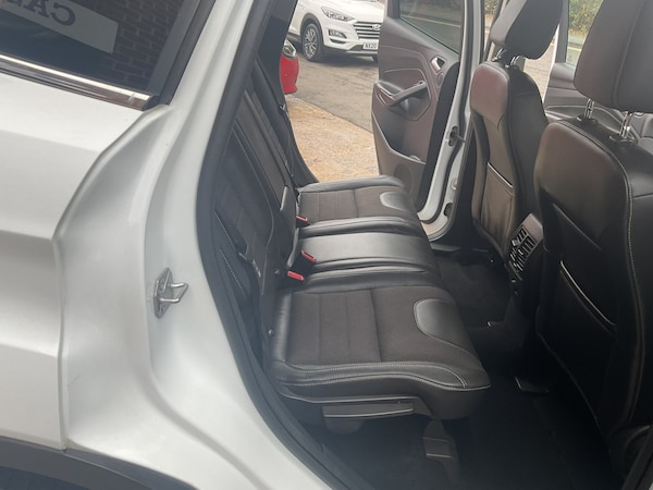 Used Ford Kuga 2015 for sale - 76299459: Photo 9
