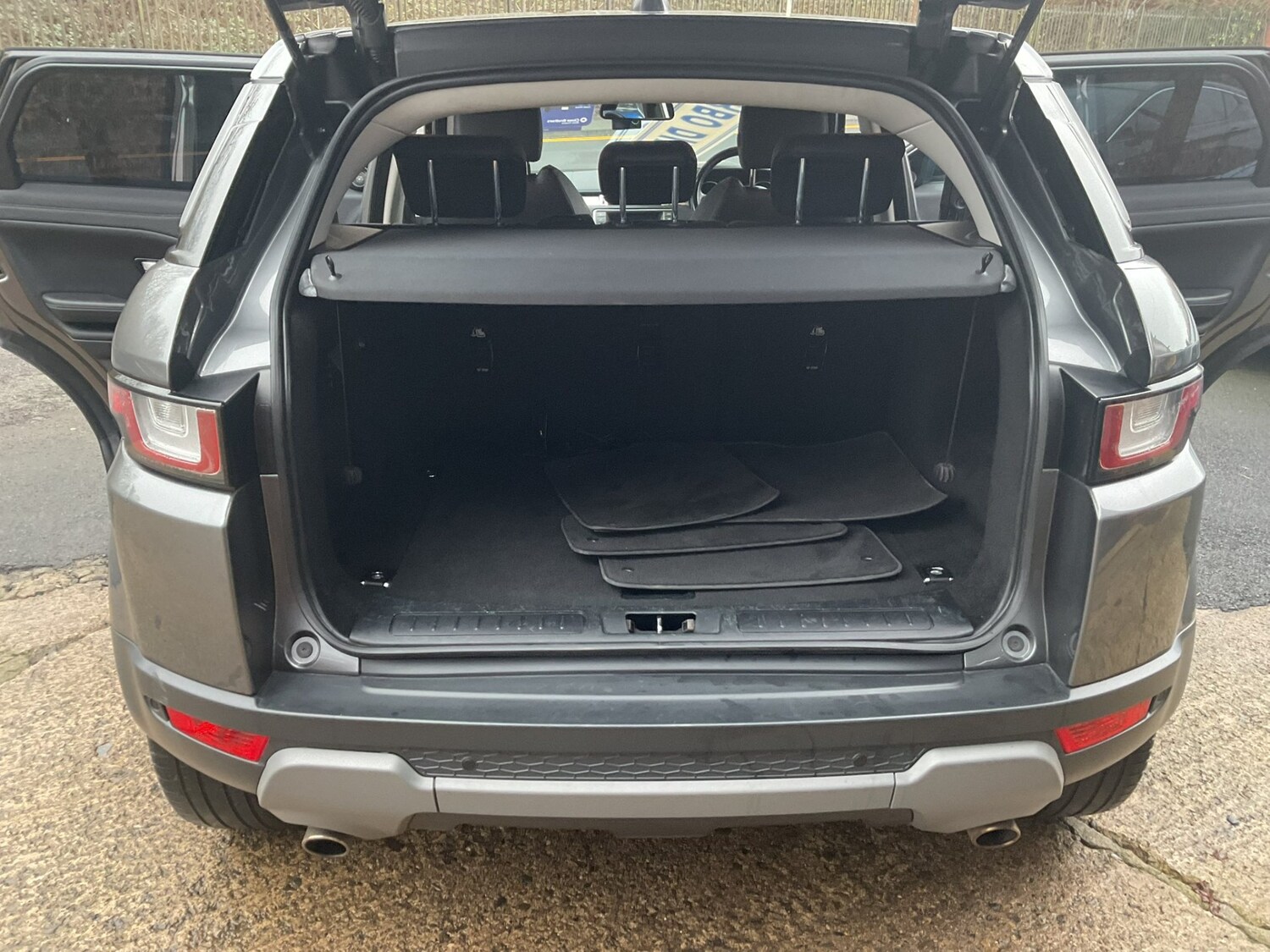 Used Land Rover Range Rover Evoque 2018 for sale - 77555128: Photo 12