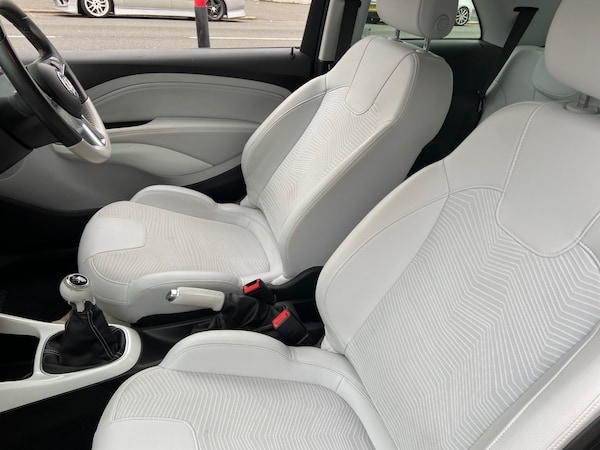 Used Vauxhall ADAM 2014 for sale - 76232200: Photo 12