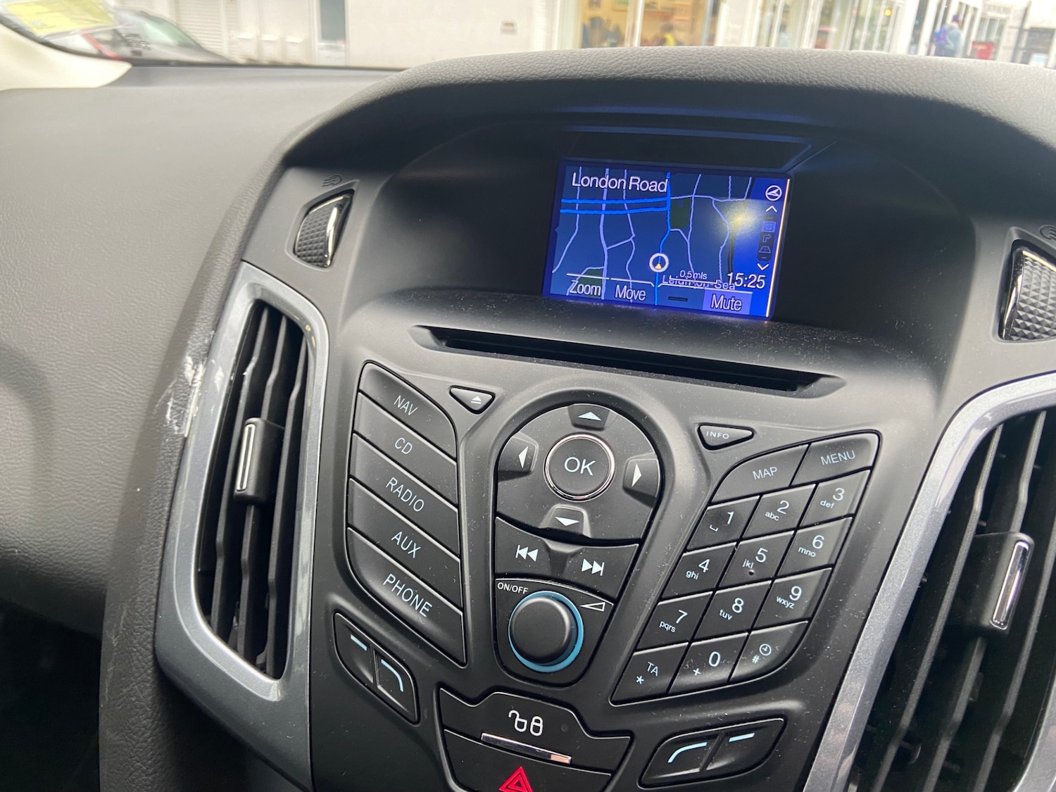 Used Ford Focus 2011 for sale - 77274585: Photo 10