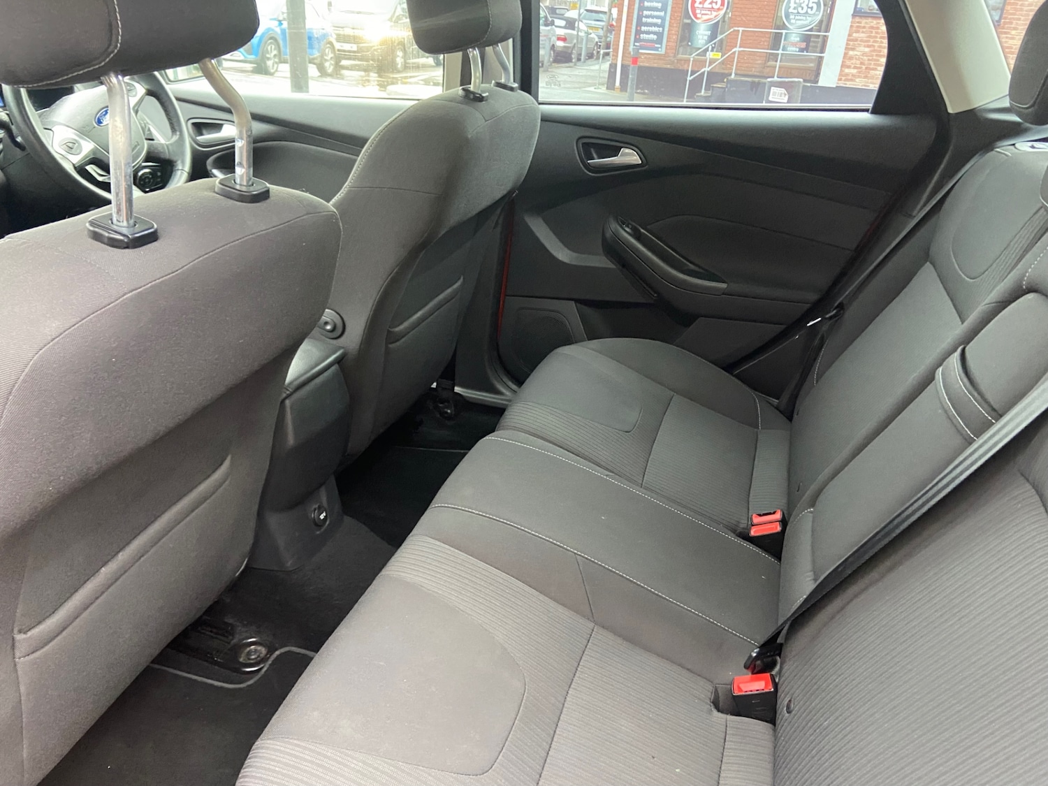 Used Ford Focus 2011 for sale - 77274585: Photo 8